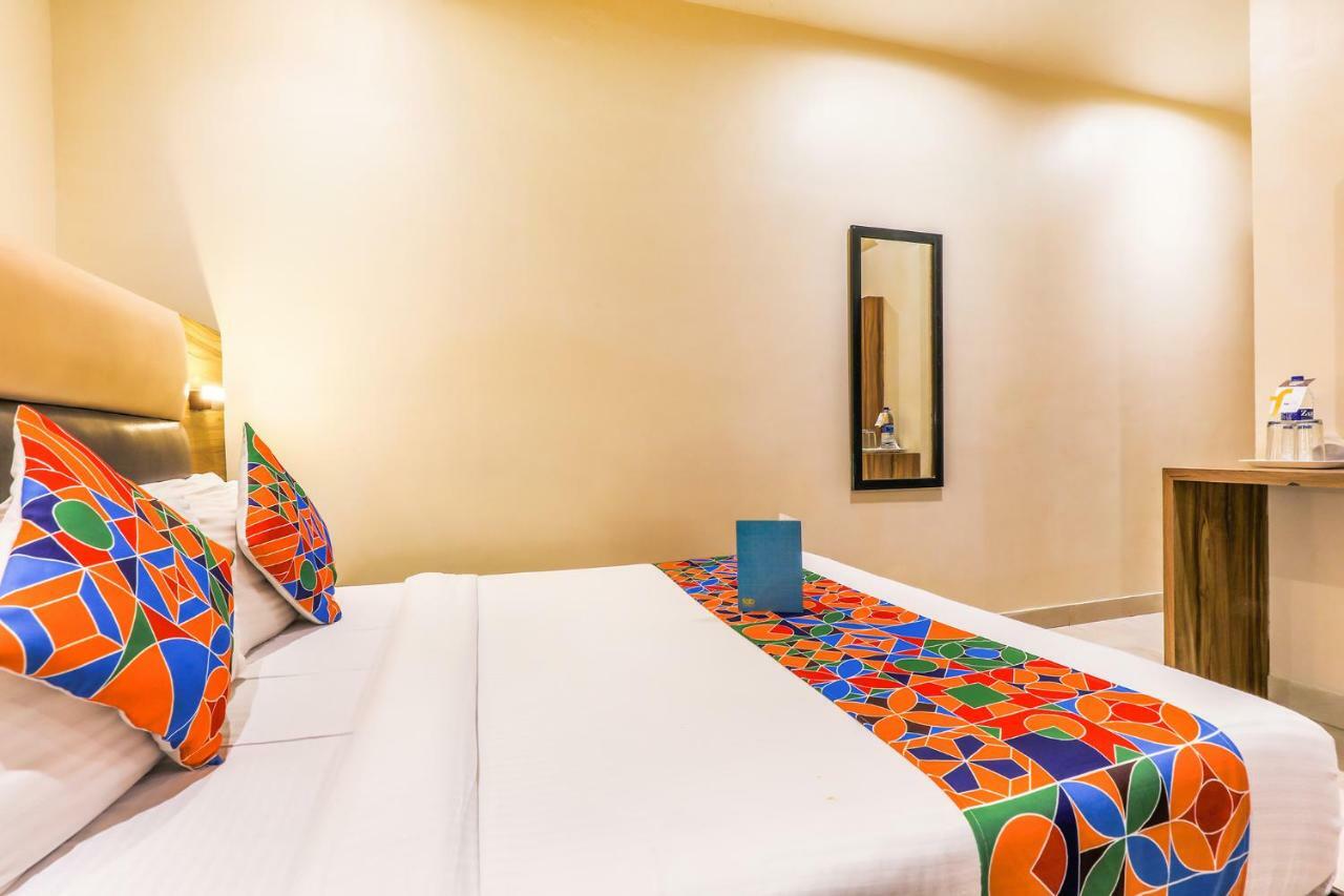 Fabexpress Liwa International Andheri East Hotel Bombaim Exterior foto